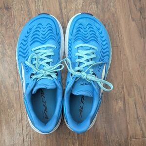 Altra Torin Vibrant Blue Athletic Shoes